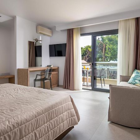Lagomandra Beach Hotel 外观 照片